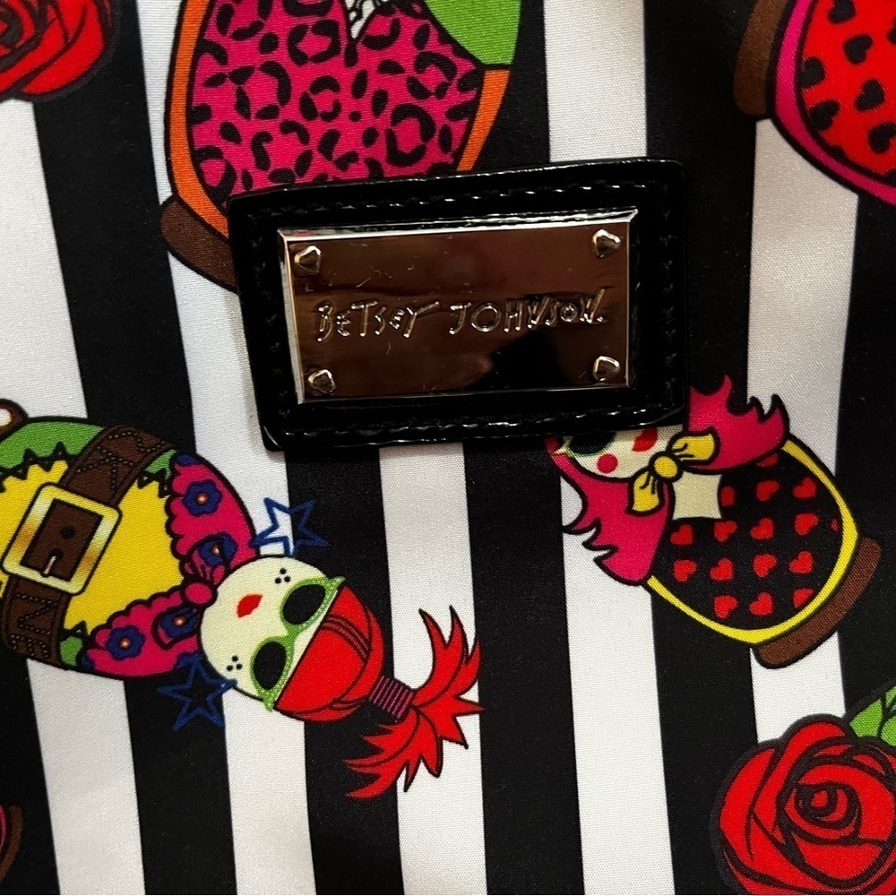Betsey Johnson Striped Doll & Rose Toiletry, Makeup Bag - Picture 16 of 16